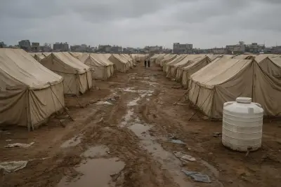 خيام نازحين في مخيم النصيرات وسط غزة قبيل موسم الشتاء
