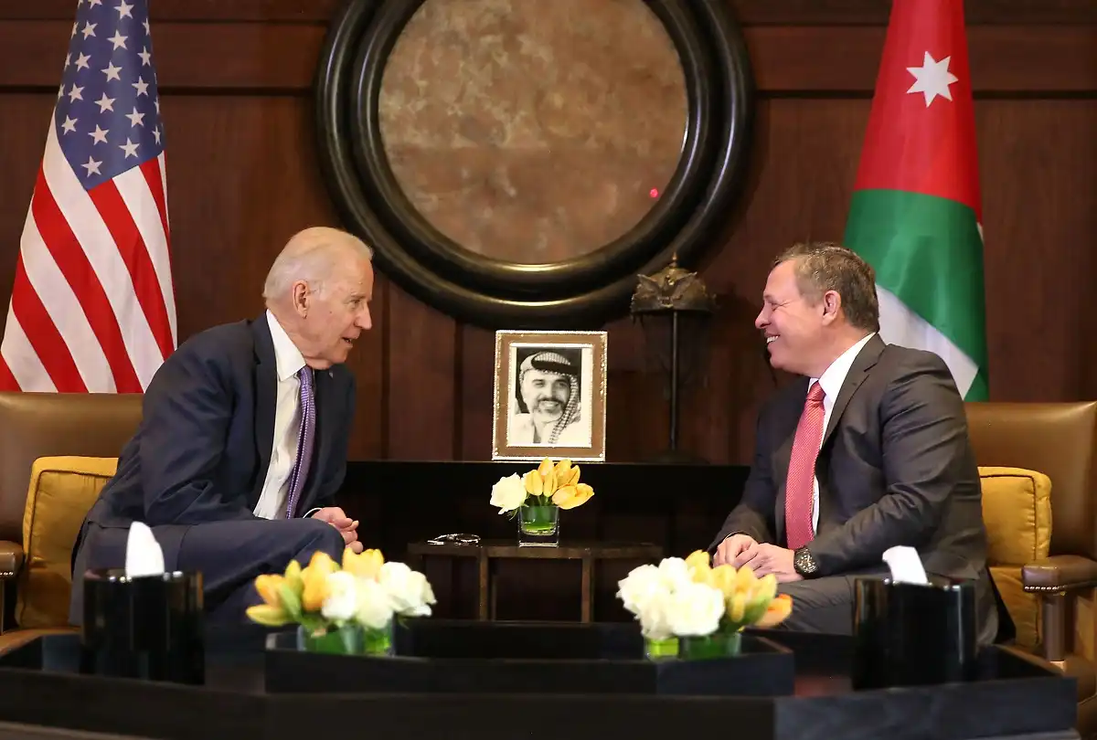 ملك الأردن وبايدن يؤكدان ضرورة دعم السلطة الوطنية الفلسطينية