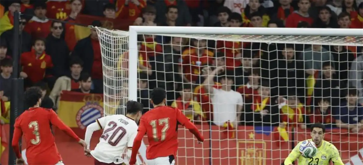 من لا يقفز فهو مسلم.. ما معناه وكيف علقت الحكومة الإسبانية على ودية مصر؟