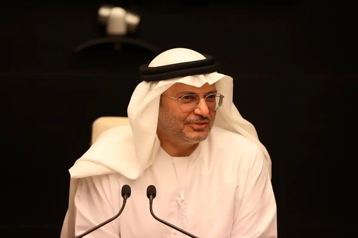 أنور قرقاش مستشار رئيس دولة الإمارات